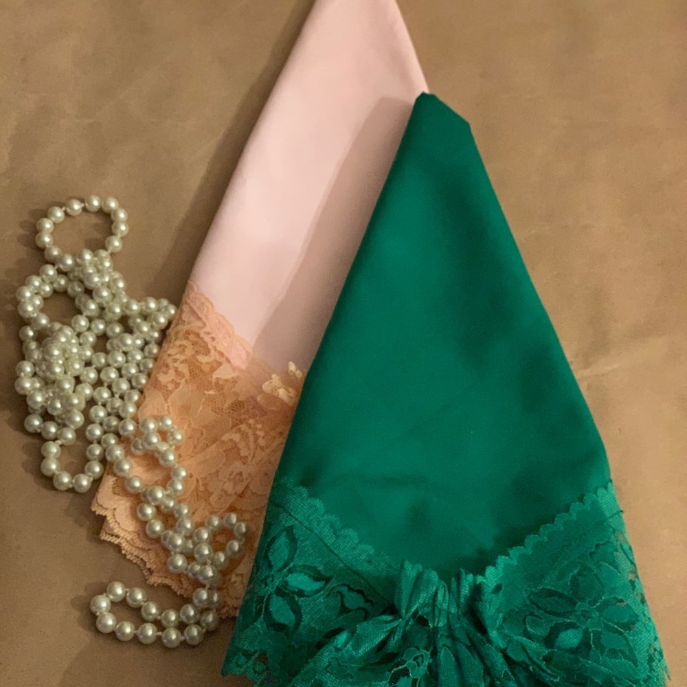 ALPHA KAPPA ALPHA Sorority Color Inspired Handkerchief Set